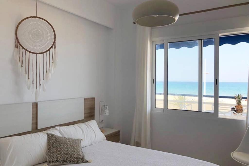 Ferienwohnung Playa De Gandia 1Ere Ligne El Galeon Exterior foto