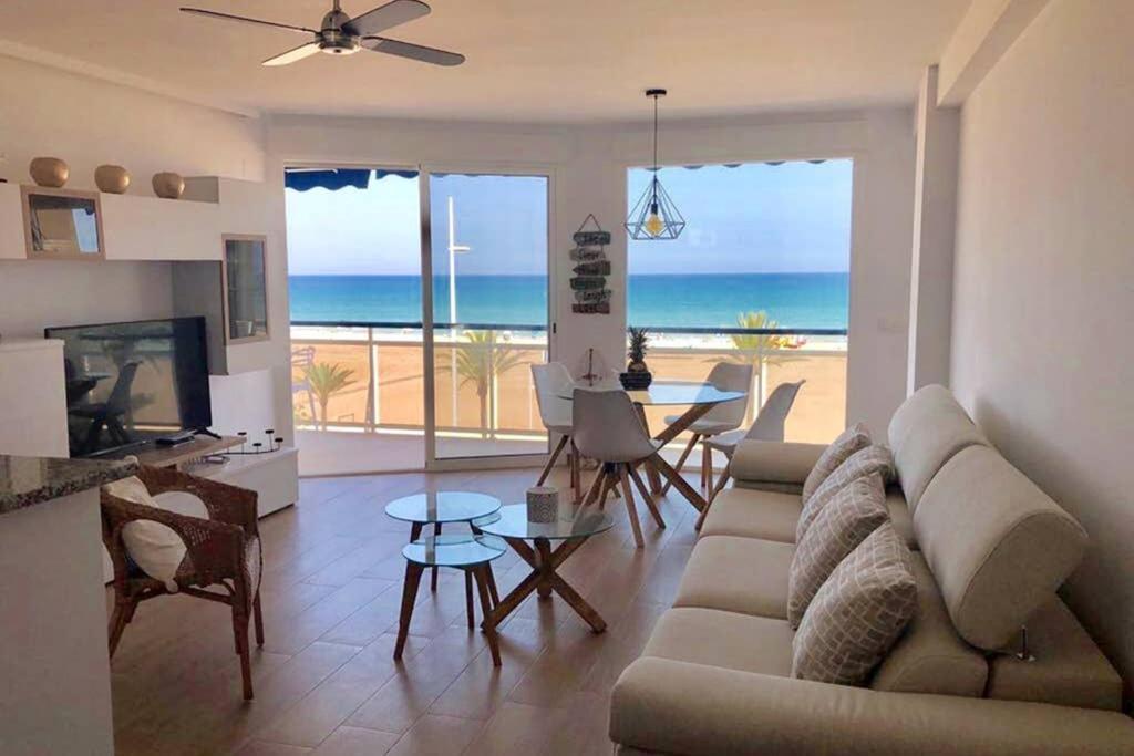 Ferienwohnung Playa De Gandia 1Ere Ligne El Galeon Exterior foto